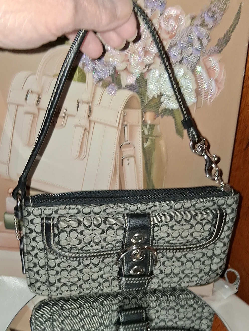 Coach SOHO Buckle Wristlet Like New
